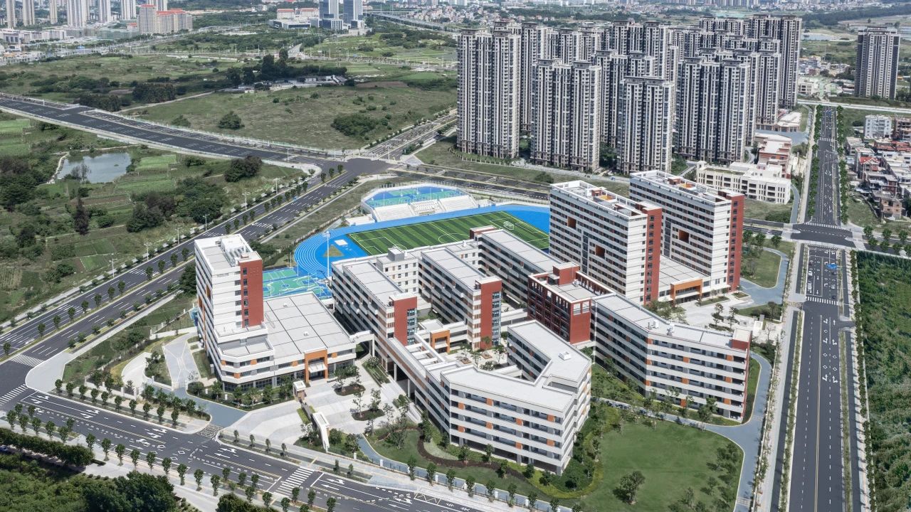 1694587366831547.jpg 6a2fb9f4f865f76de1e893be9f08a8fe.jpg